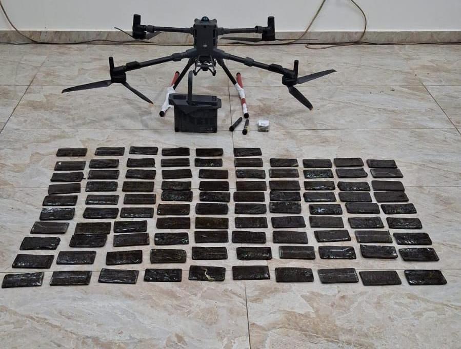 الجيش يحبط محاولة تهريب مخدرات بـ 3 طائرات مسيرة