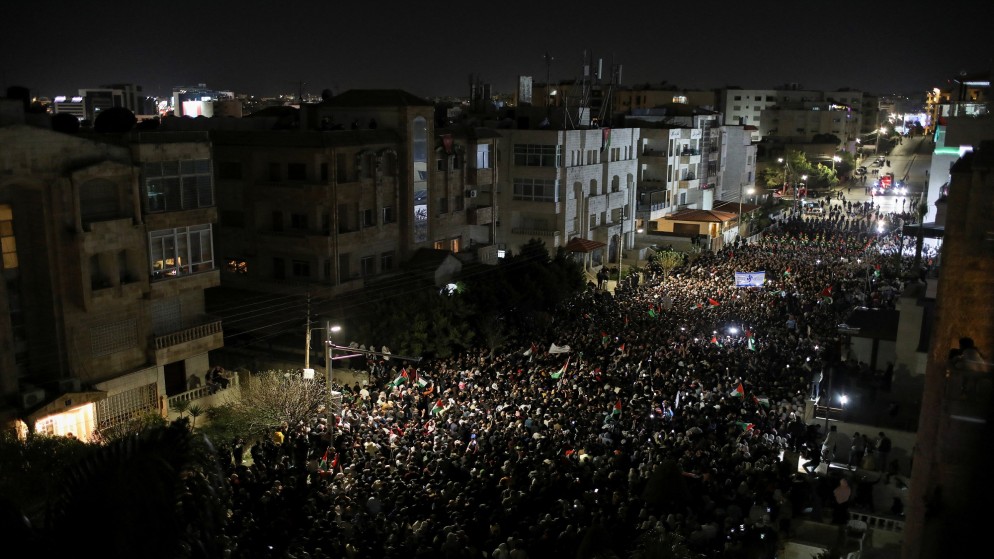 احتجاجات شعبية في الرابية تطالب بوقف الإبادة الجماعية بحق الفلسطينيين