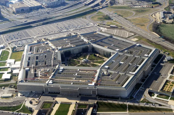 مسؤولان لرويترز: واشنطن قد ترسل آلاف الجنود إلى الشرق الأوسط 