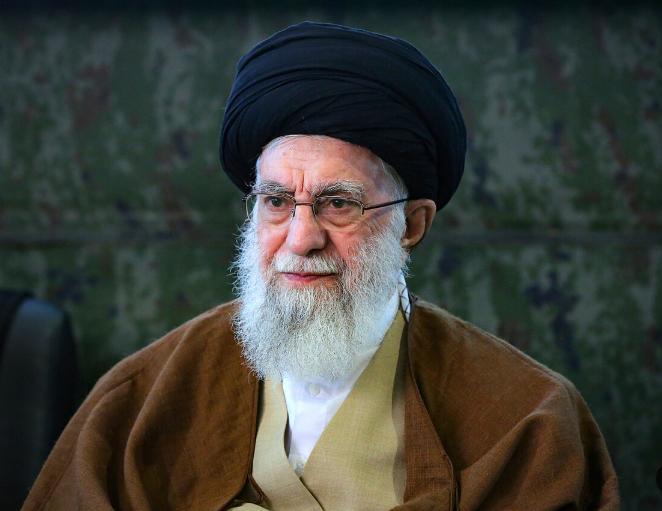 خامنئي لترامب: لن تتمكن من القضاء على إيران 