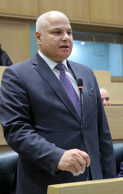 البكار سيبقى وزيرًا حتى يقبل الملك استقالته 