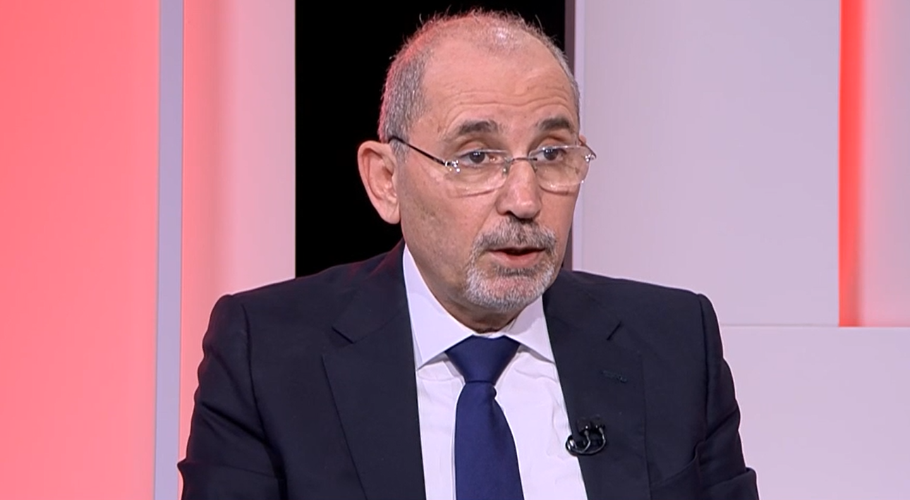 الصفدي: لسنا طرفًا في الحرب ..  ولا وجود لقواعد أجنبية في الأردن 