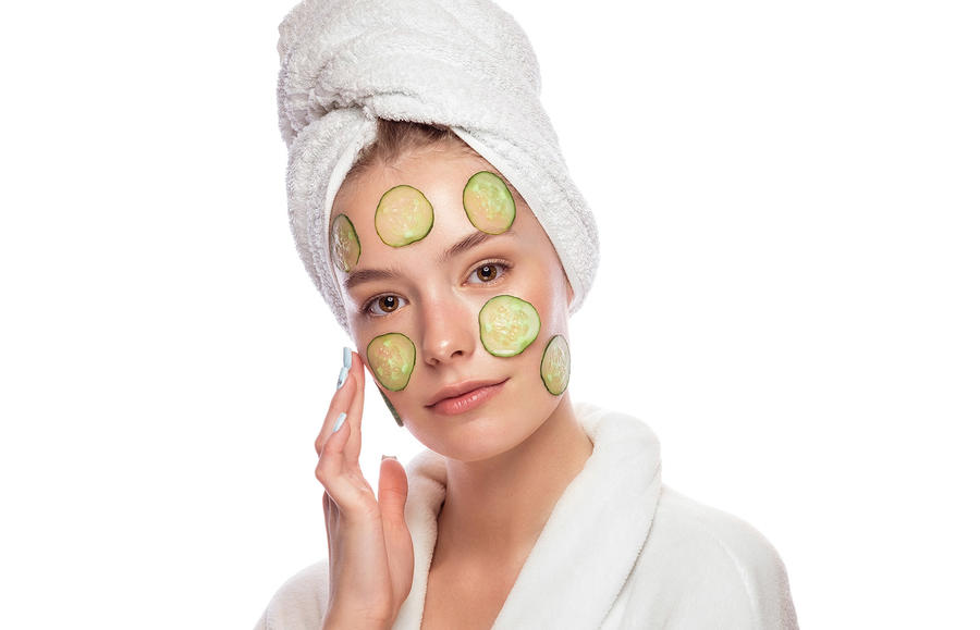 Benefits of frozen cucumber for the face before bed The other half