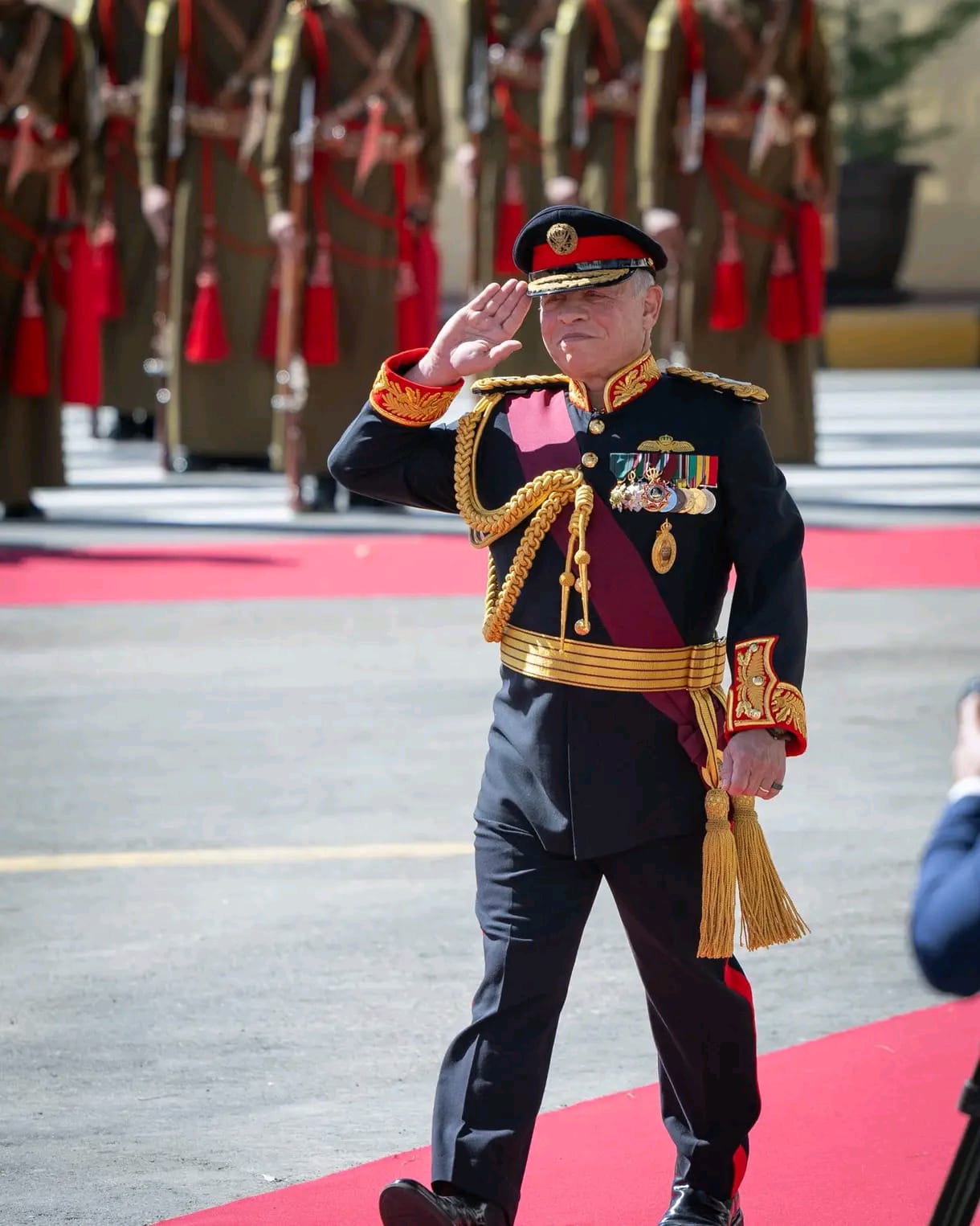 كريشان يهنئ جلالة الملك بمناسبة عيد ميلاده الميمون 