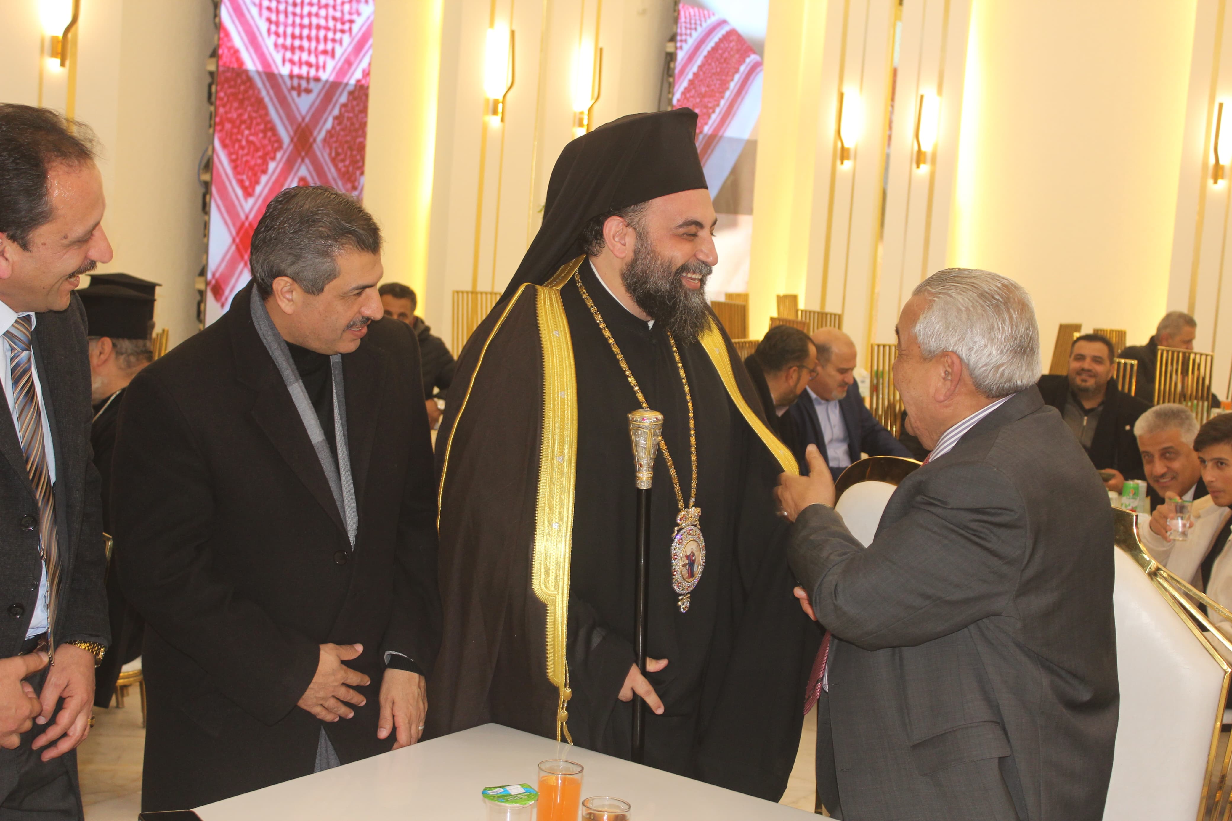 الحصن تحتفي بالمُطران الأزرعي