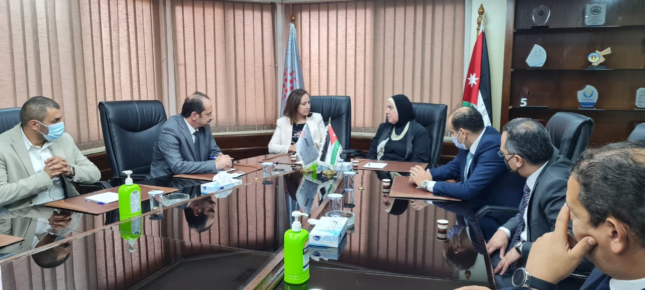 وزيرة التجارة المصرية تزور تطوير المشاريع الاقتصادية