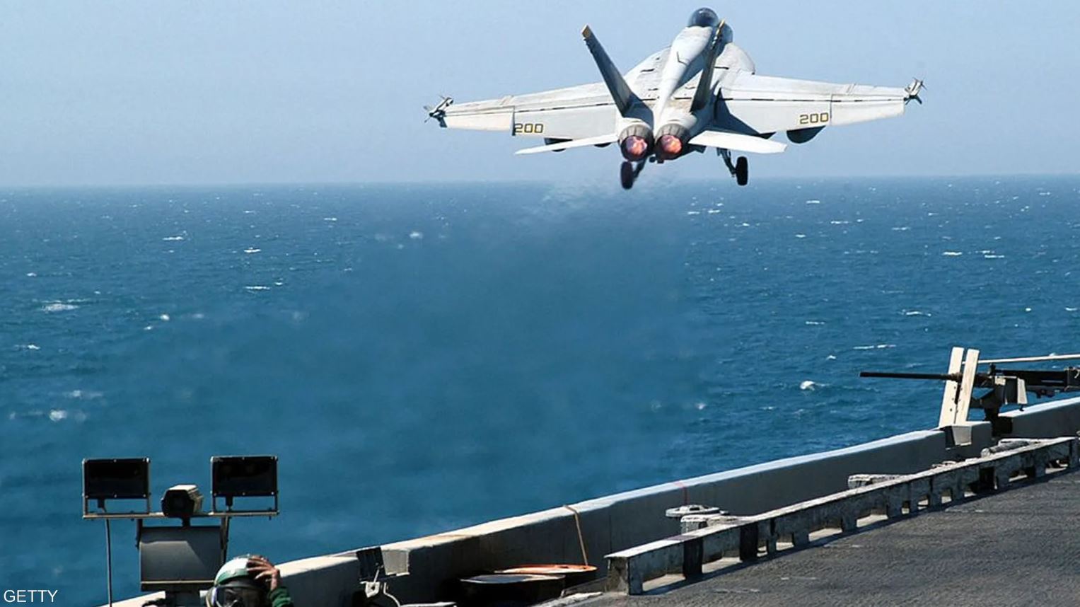 طبول الحرب ..  ترامب يدرس شنّ هجوم واسع على إيران وطهران تحذر