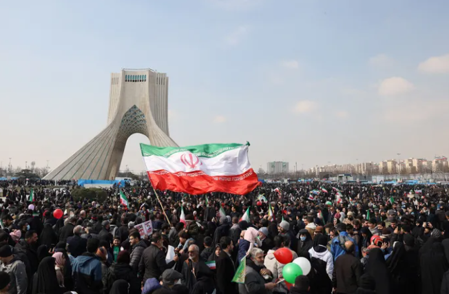 ترامب: على الشعب الإيراني الانتفاضة ضد الحكومة   