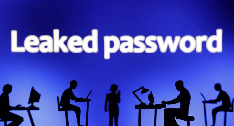 اختراق ضخم يكشف بيانات 149 مليون حساب من بينها فيسبوك وجيميل 