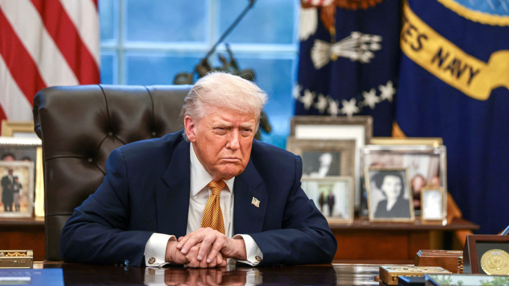 مشاورات مكثفة وتحفّظ الحلفاء: ترامب يؤجّل توجيه ضربة لإيران