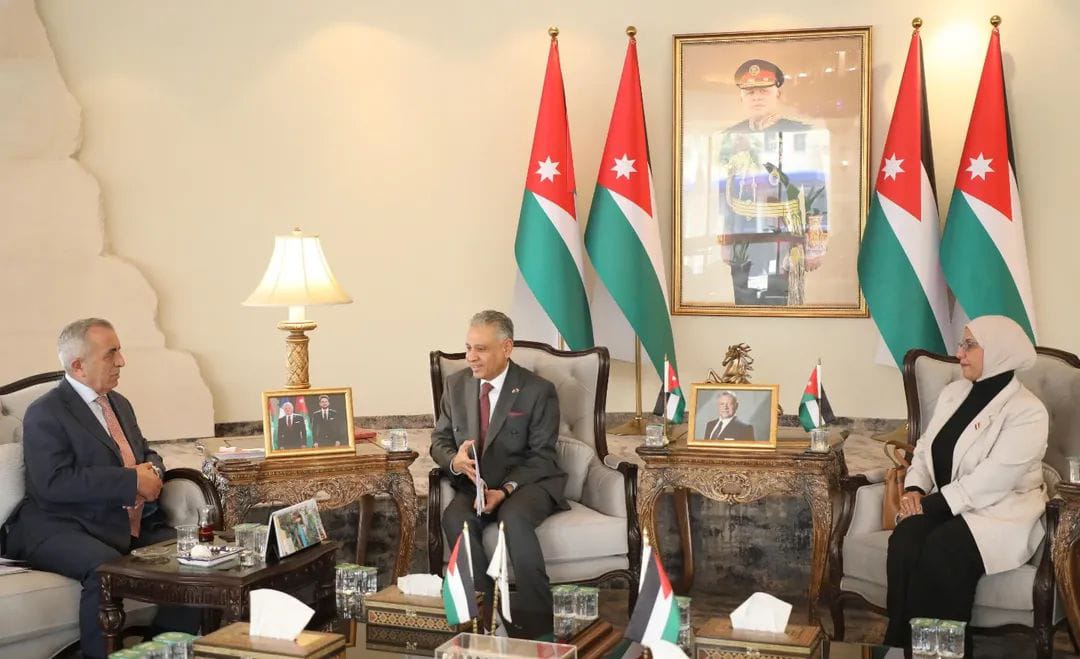 وزير الثقافة والسفير اليمني يبحثان تعزيز التعاون