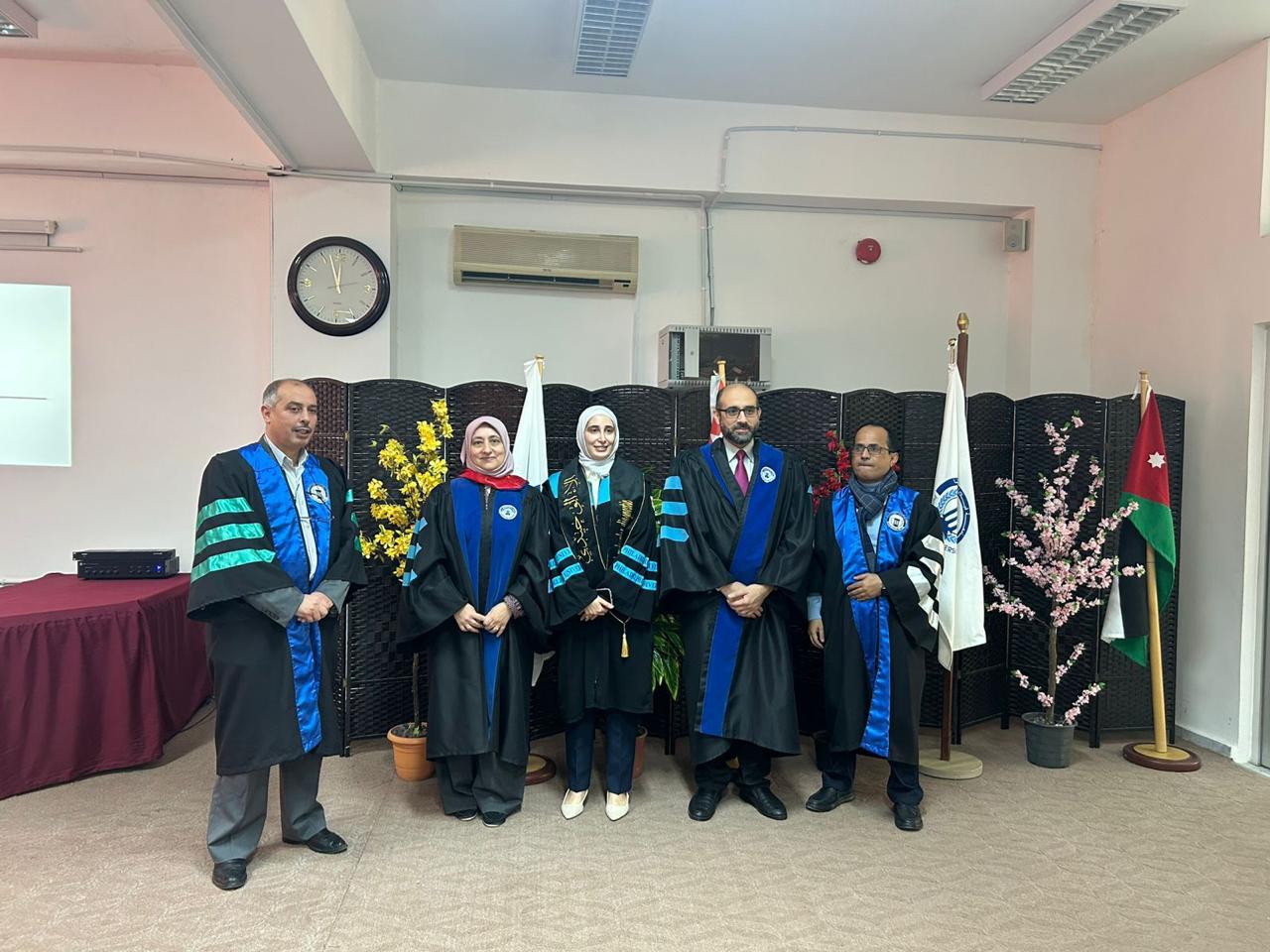 مناقشة أول أطروحة ماجستير في كلية العلوم بجامعة فيلادلفيا*