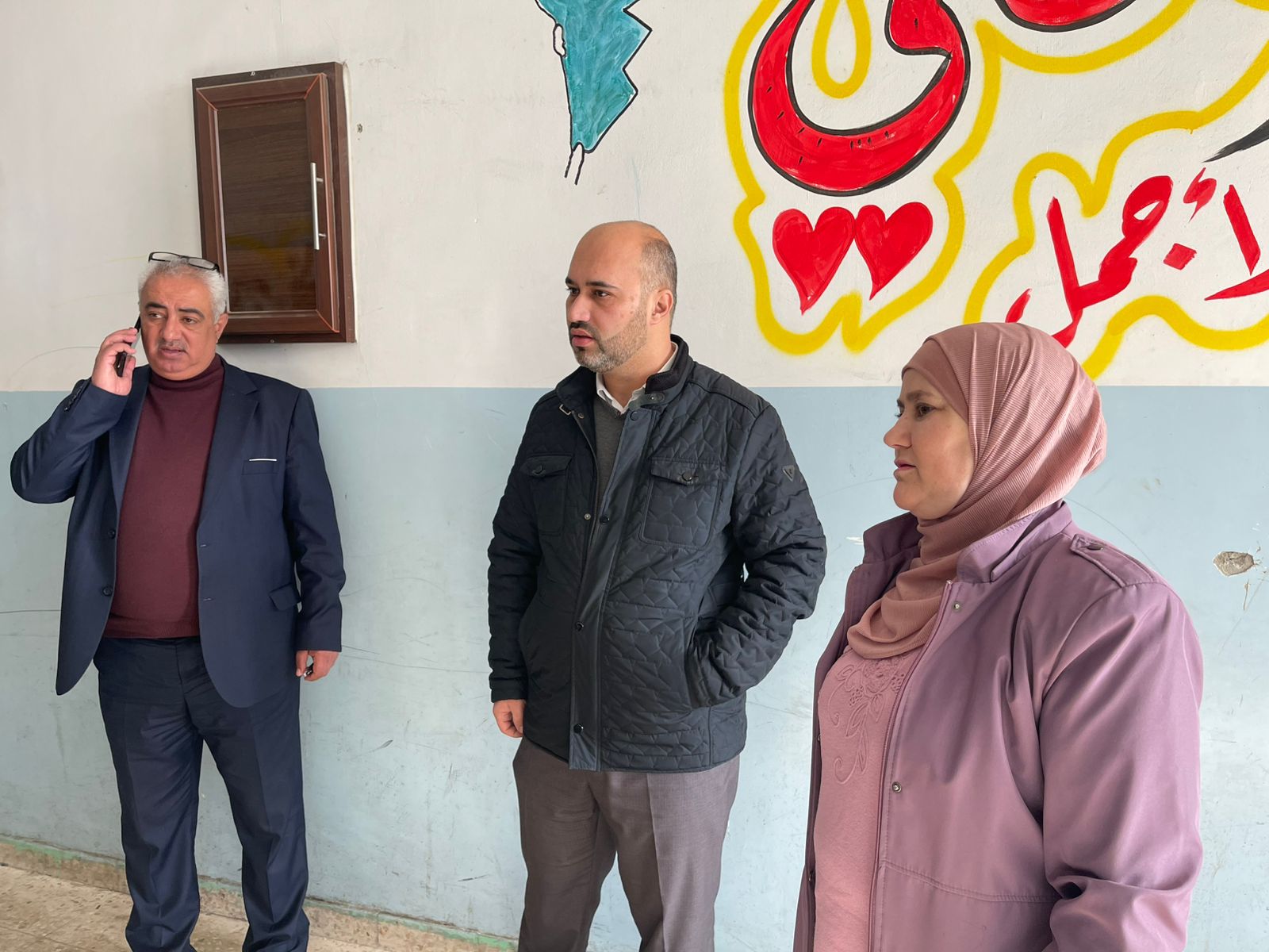 جويعد يتابع سير العملية التعليمية في مدرسة صخرة الأساسية للبنين