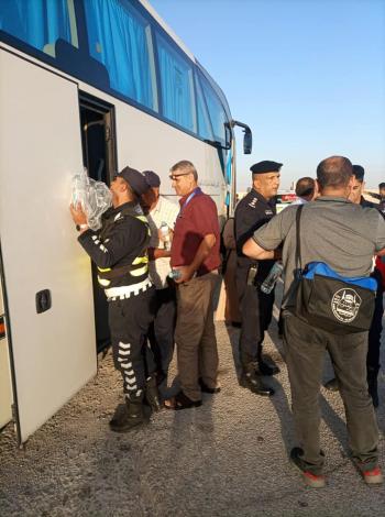 الدوريات الخارجية: مرافقة قوافل الحجاج لحظة دخولها الأردن وصولا الى الحدود