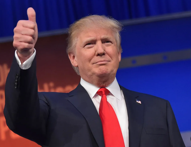 قريبا ..  توقيع ترامب سيظهر قريبًا على العملة الأمريكية 