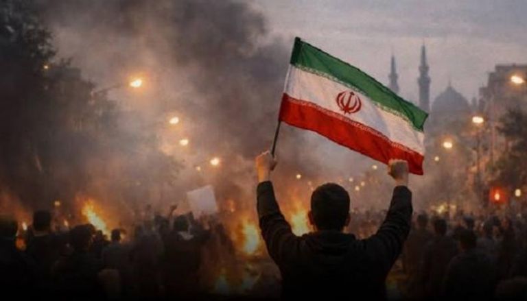 دول تحث مواطنيها على مغادرة إيران فوراً (أسماء)