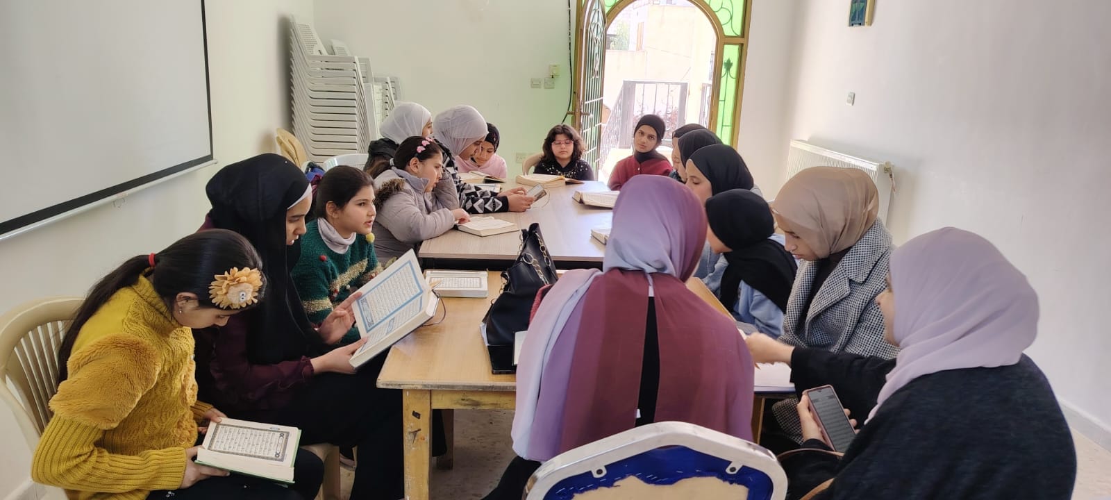 مركز شابات جديتا يطلق دورة اقرأ القرآن ورتله ترتيلاً