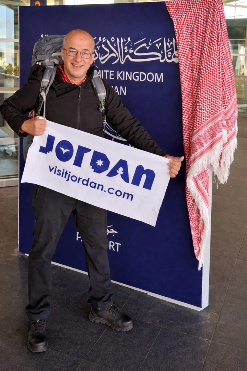 دعوة من بلادي شعار العرجان في رحلة جديدة إلى مصر