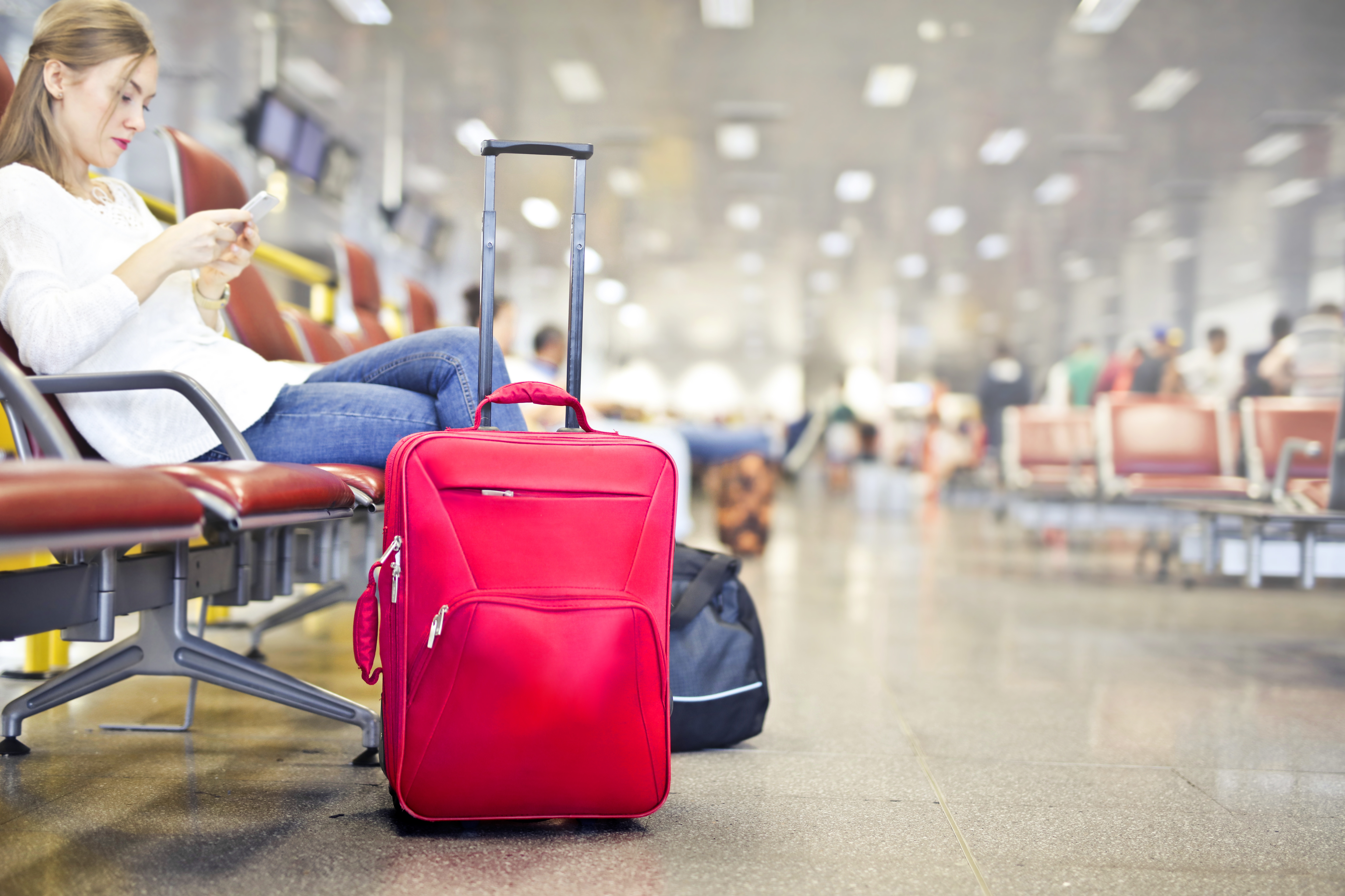نصائح للمسافرين للاستفادة من الوقت أثناء الانتظار في المطار