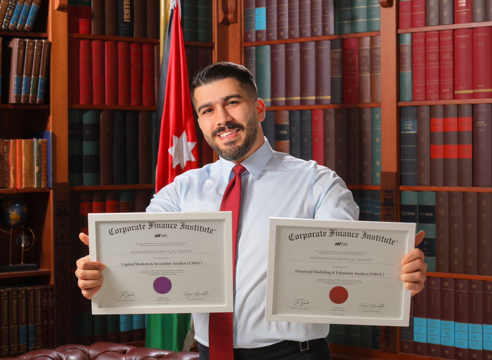 المهندس محمد الشنطي يحصل على  اعتمادات مالية دولية رفيعة