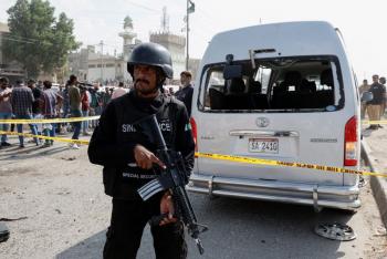 مسلحون يقتلون 7 من موظفي الجمارك في غرب باكستان