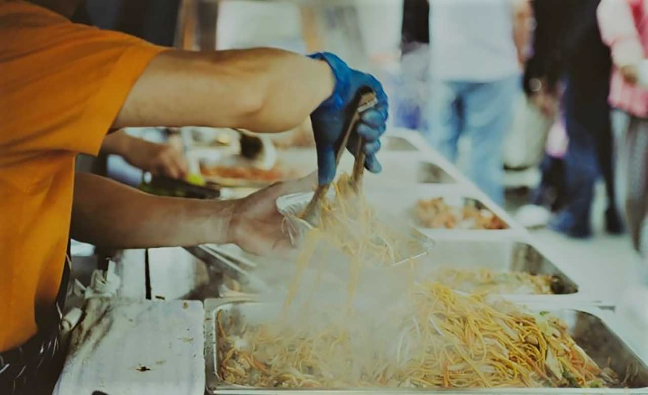 الصين ..  يضيف المخدرات إلى الطعام لجذب الزبائن