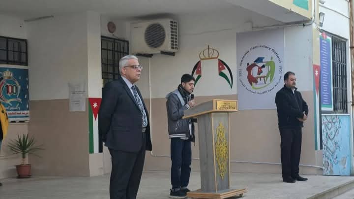 مدير تربية الطيبة والوسطية يتابع العملية التعليمية 