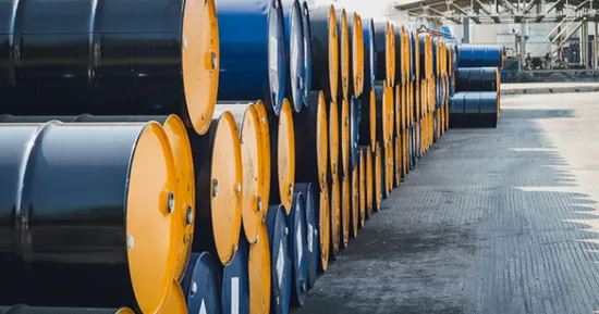 روسيا ترفع حظر تصدير البنزين على منتجي النفط