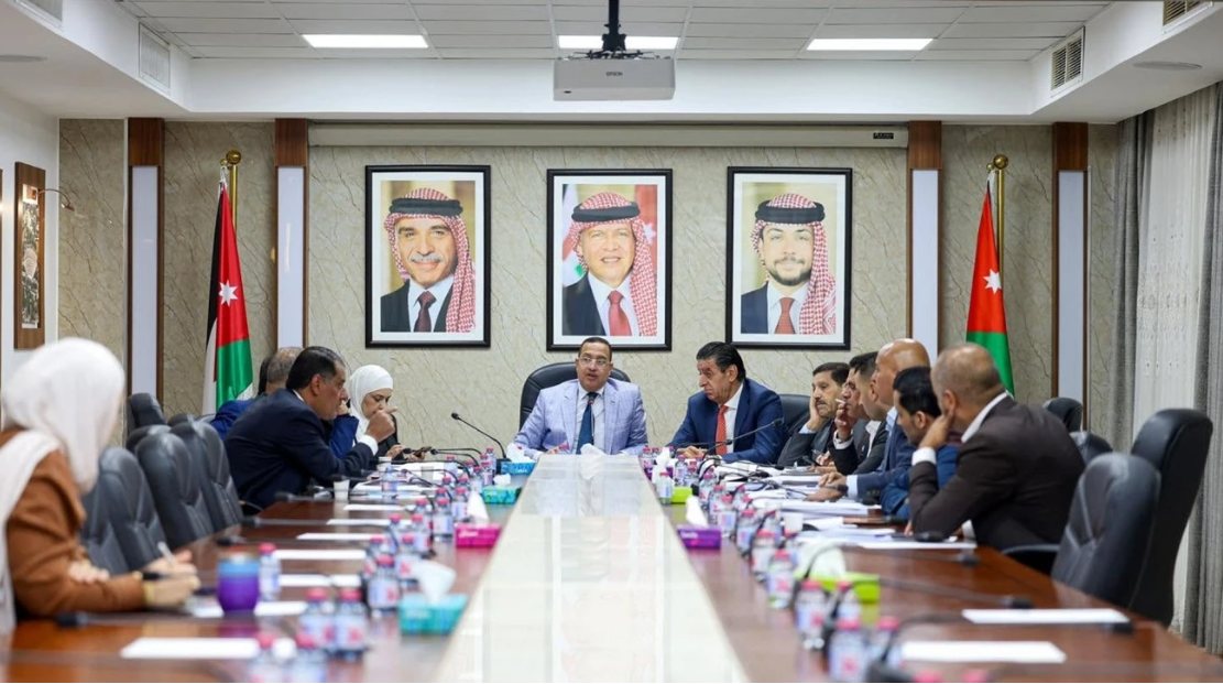 الإدارية النيابية تواصل إقرار مواد بالإدارة المحلية