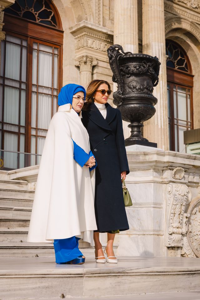 الملكة تلتقي أمينة أردوغان في إسطنبول