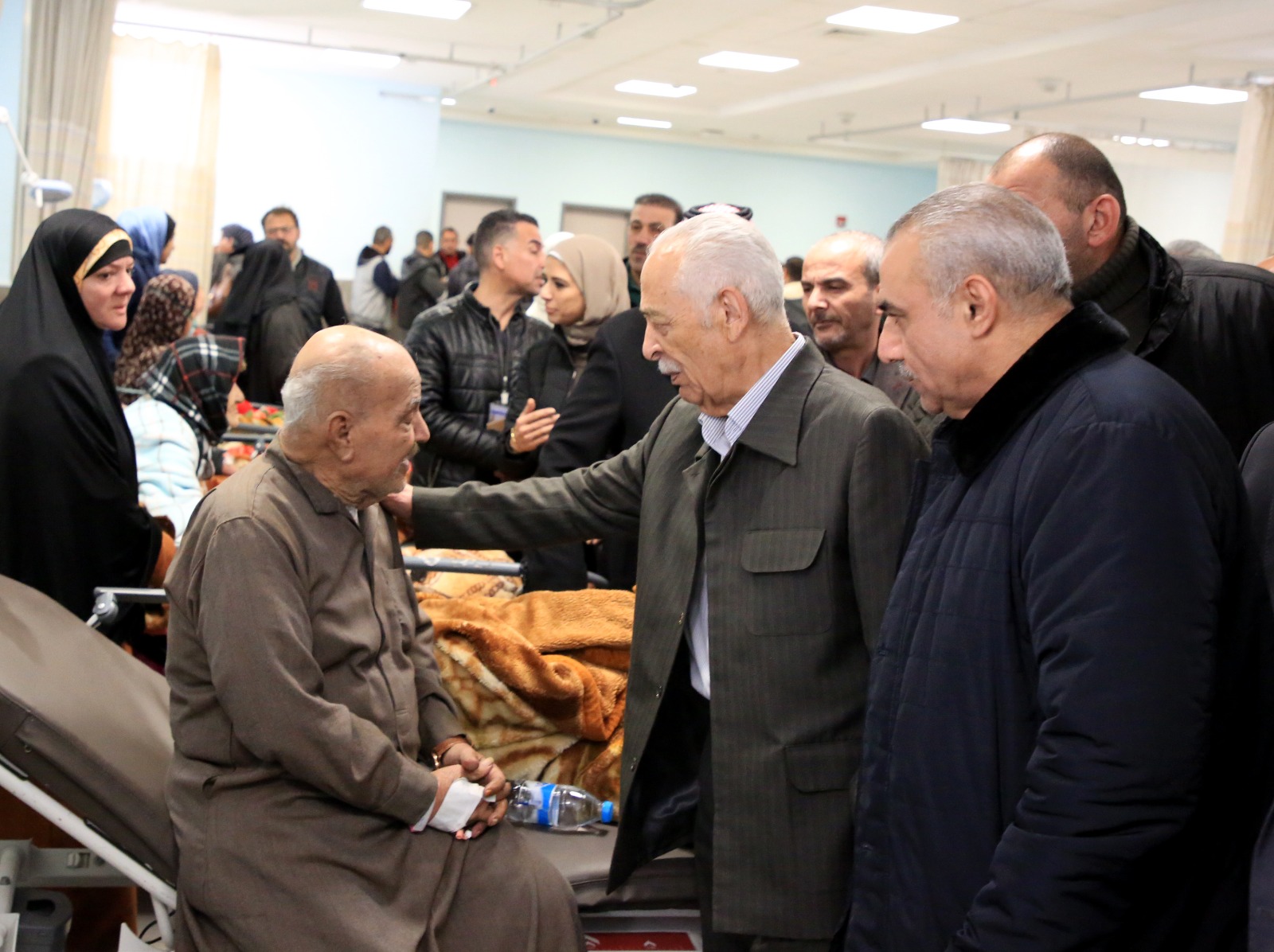 مندوبا عن الملك 