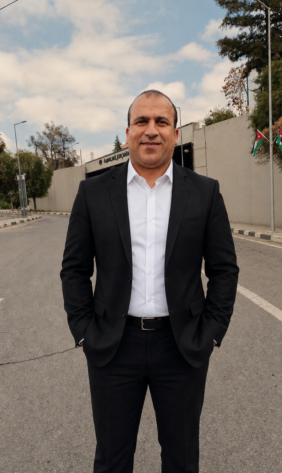 تهنئة ومباركة للنقيب بهاء دحابره 