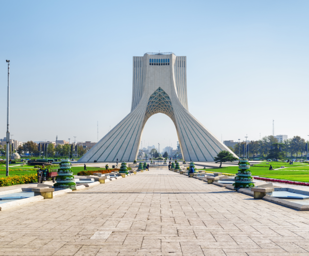 إيران: نعمل مع عُمان على بروتوكول لمراقبة المرور بمضيق هرمز