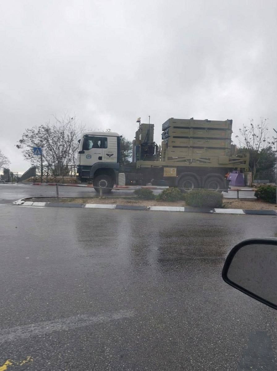 الجيش الإسرائيلي يرفع مستوى تأهبه ويعيد نشر القبة الحديدية