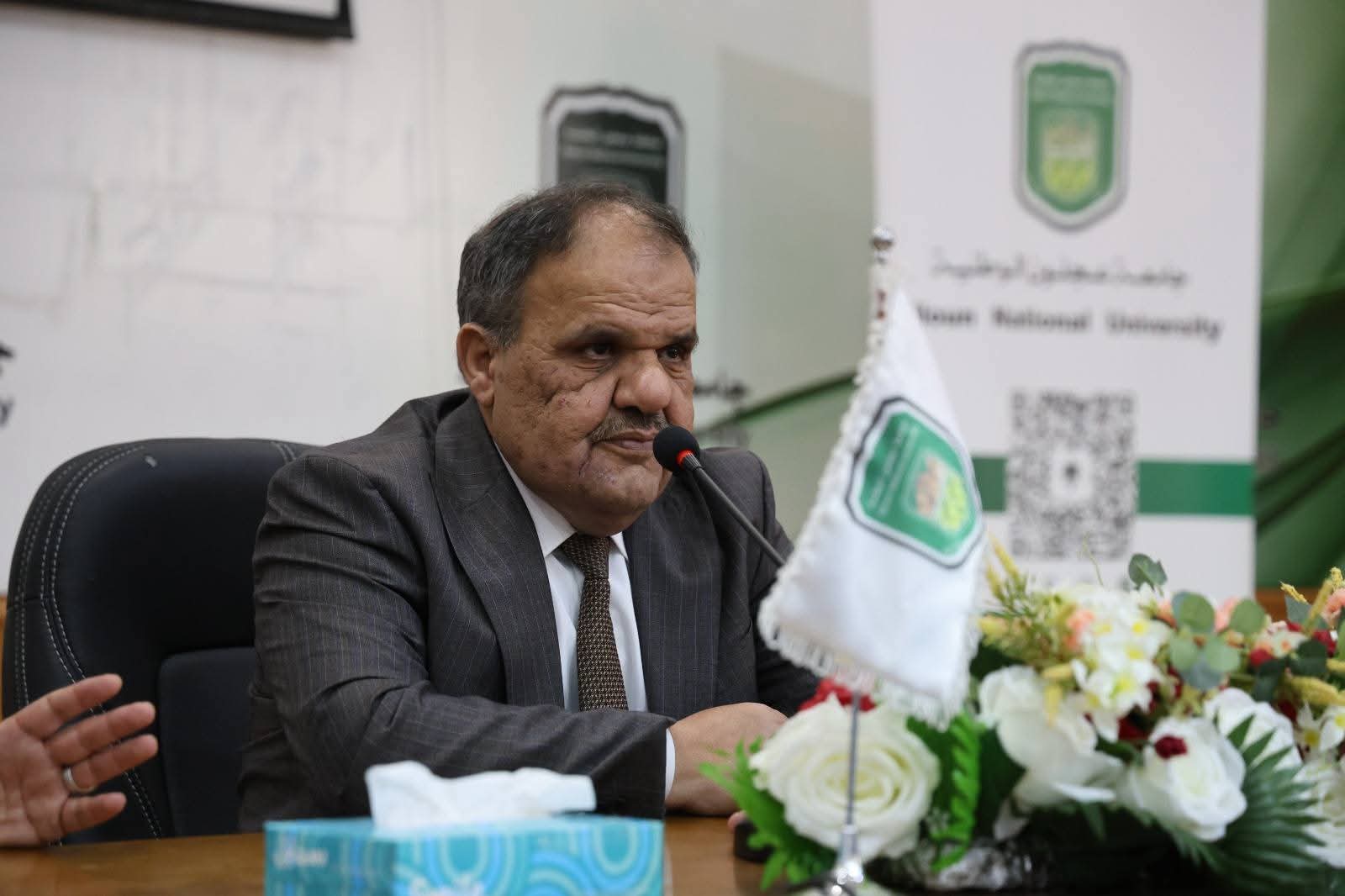 محاضرة توعوية في جامعة عجلون الوطنية حول دور الشباب وطلبة الجامعات في التحديث السياسي