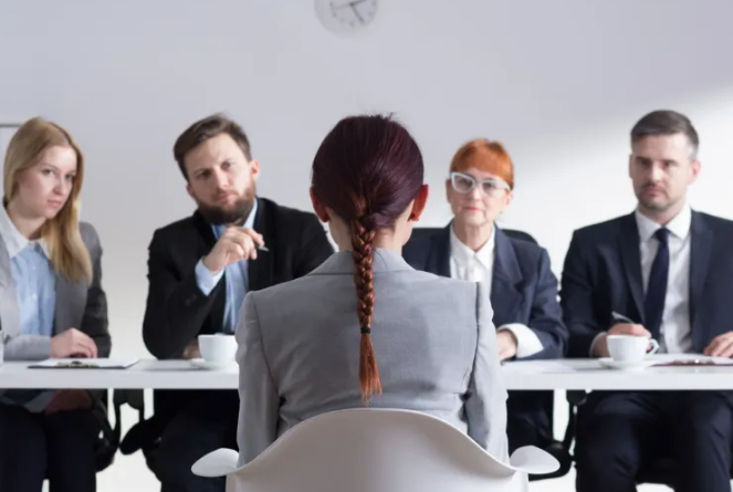 مدعوون لمقابلات شخصية وفاقدون لوظائفهم (أسماء) 