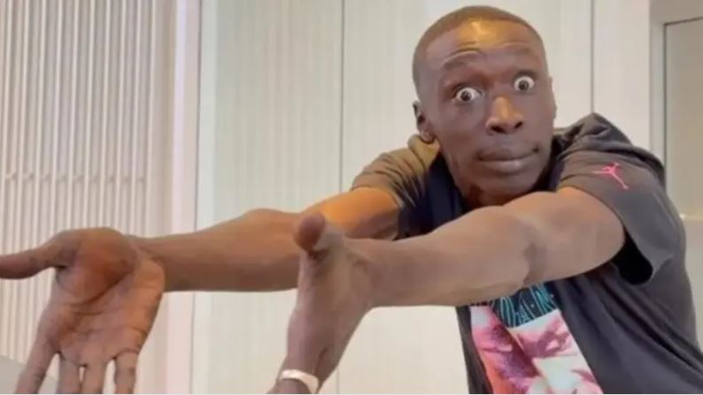 أشهر تيك توكر في العالم يبيع صورة وجهه ..  بنحو مليار دولار