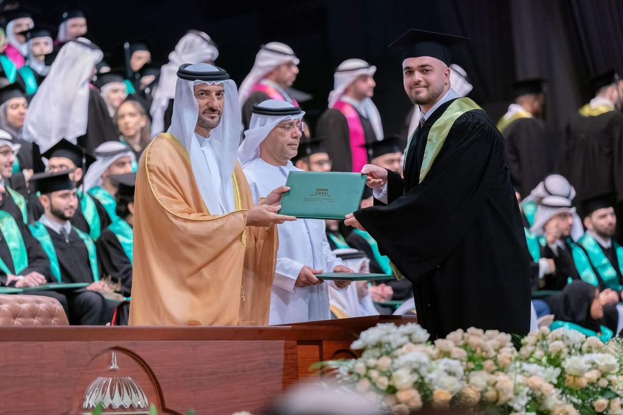 رعد العمري .. مبارك التخرج