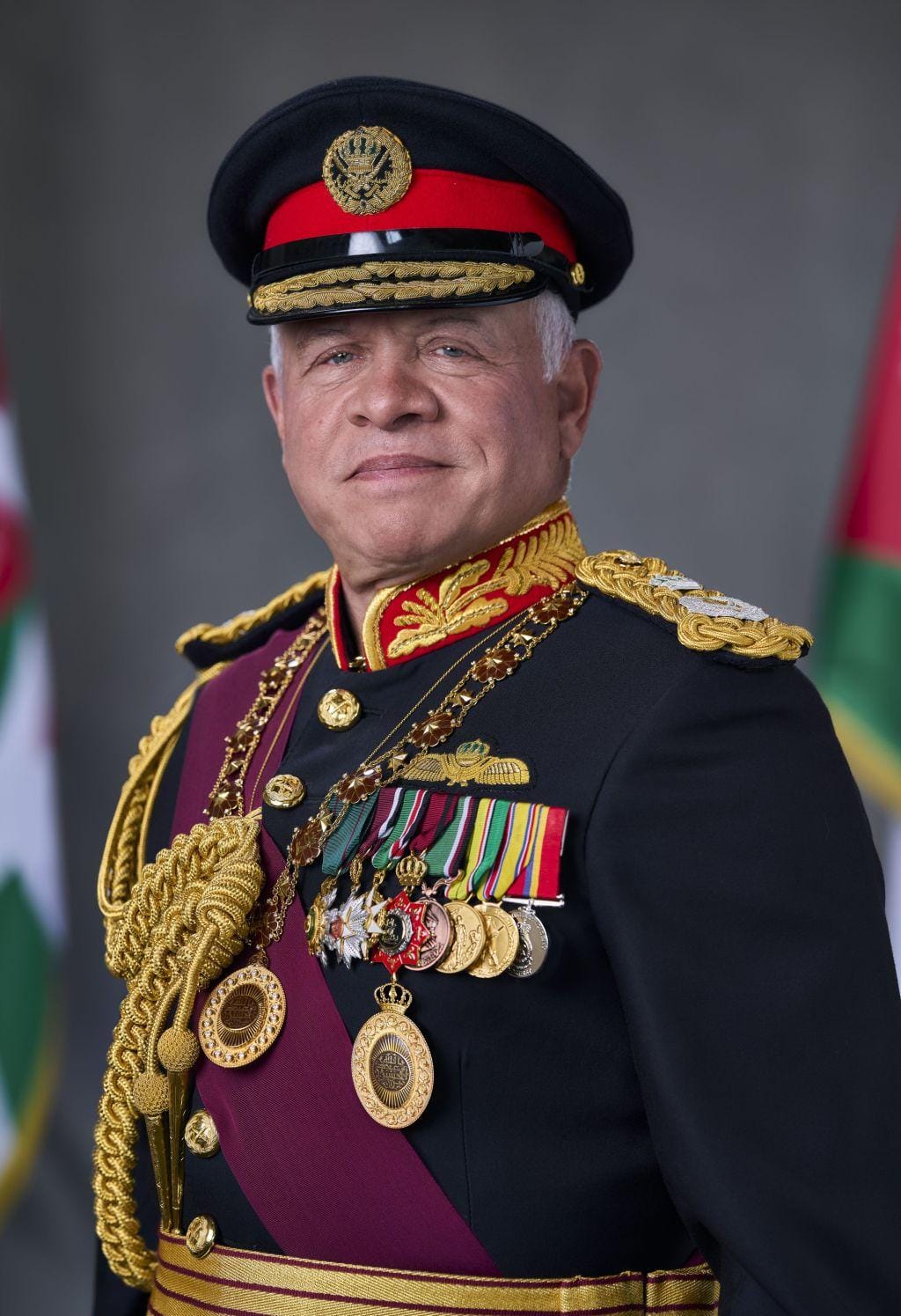 سليل المجد ..  وحكيم الميدان