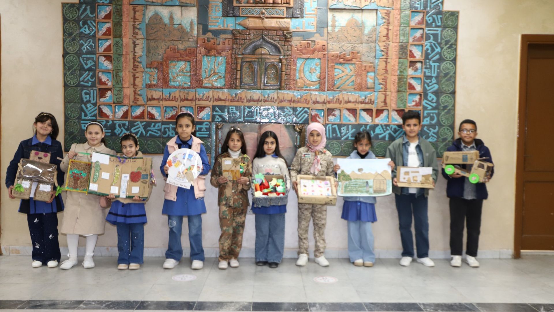 التربية تكرم المدارس الفائزة بمسابقة الرسم والتصاميم الفنية