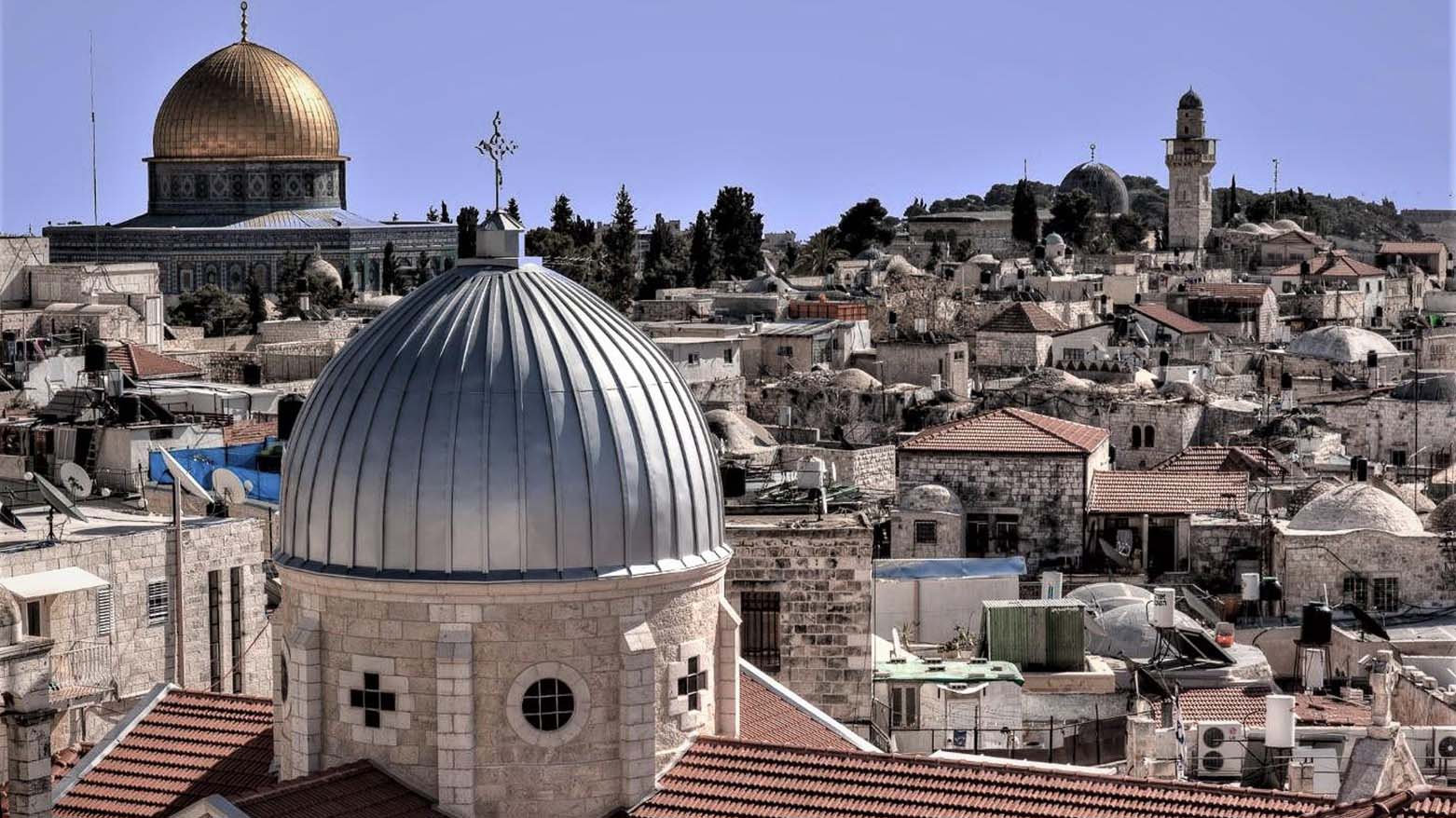 رجال دين مسيحيون: العيد في الأردن يكتسب بعدا وطنيا يعكس رسالة السلام