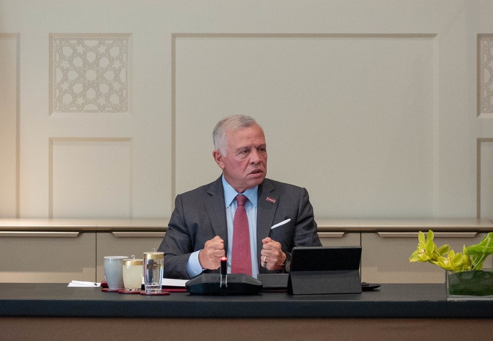 الملك ورئيس دولة الإمارات يبحثان هاتفيا سبل خفض التصعيد في المنطقة