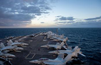 مناورات الناتو تغلق البحر المتوسط ​​والمجال الجوي