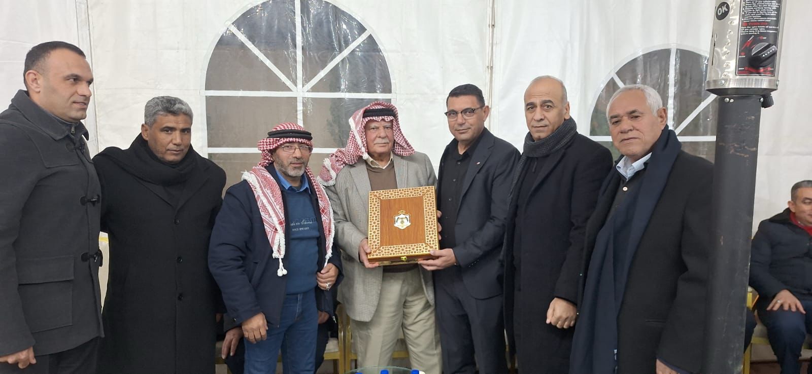 بمبادرة من قبيلة عباد ..  تكريم رجل الأعمال محمد الزعبي لدعمه شباب البلقاء