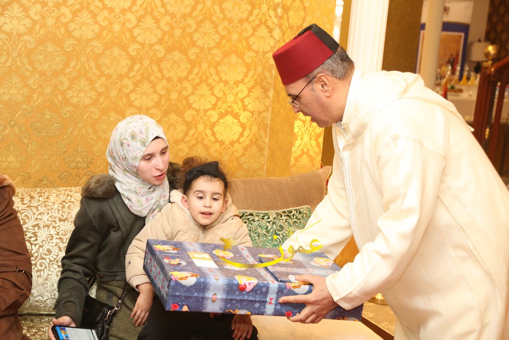 السفارة المغربية تحتفي بعودة 4 فلسطينيين من رحلة علاجية 