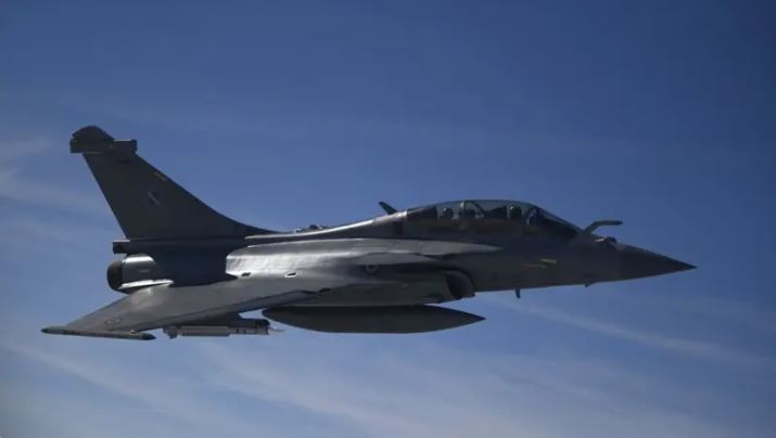 أوروبا تعود لاقتصاد الحرب ..  مصانع تتحول لإنتاج السلاح