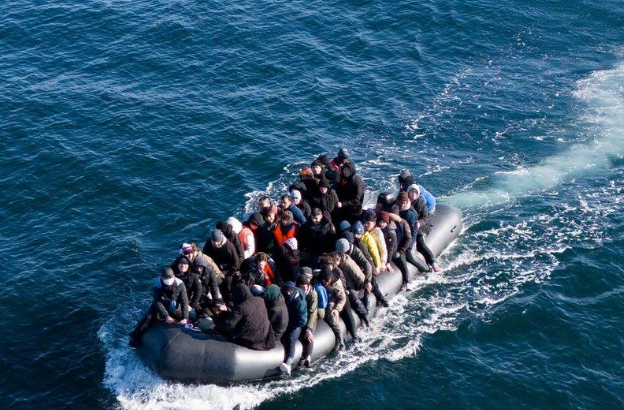 أحكام بالسجن ضد عصابة عربية تهرب المهاجرين بين بريطانيا وفرنسا