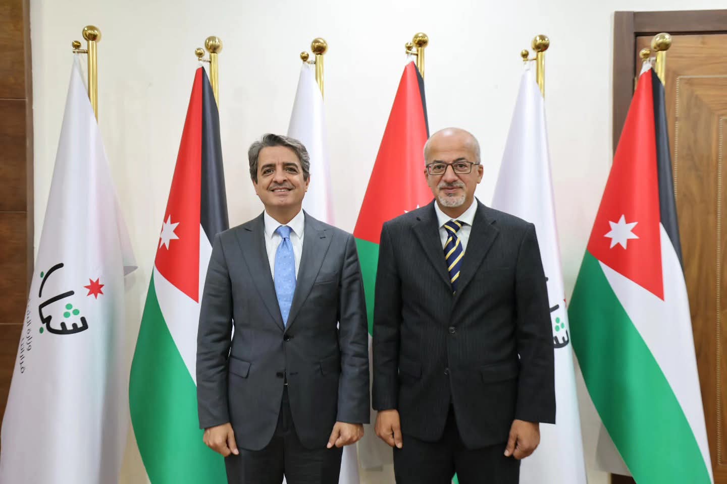 وزير الشباب يستقبل الرحالة الأردني عبدالرحيم العرجان