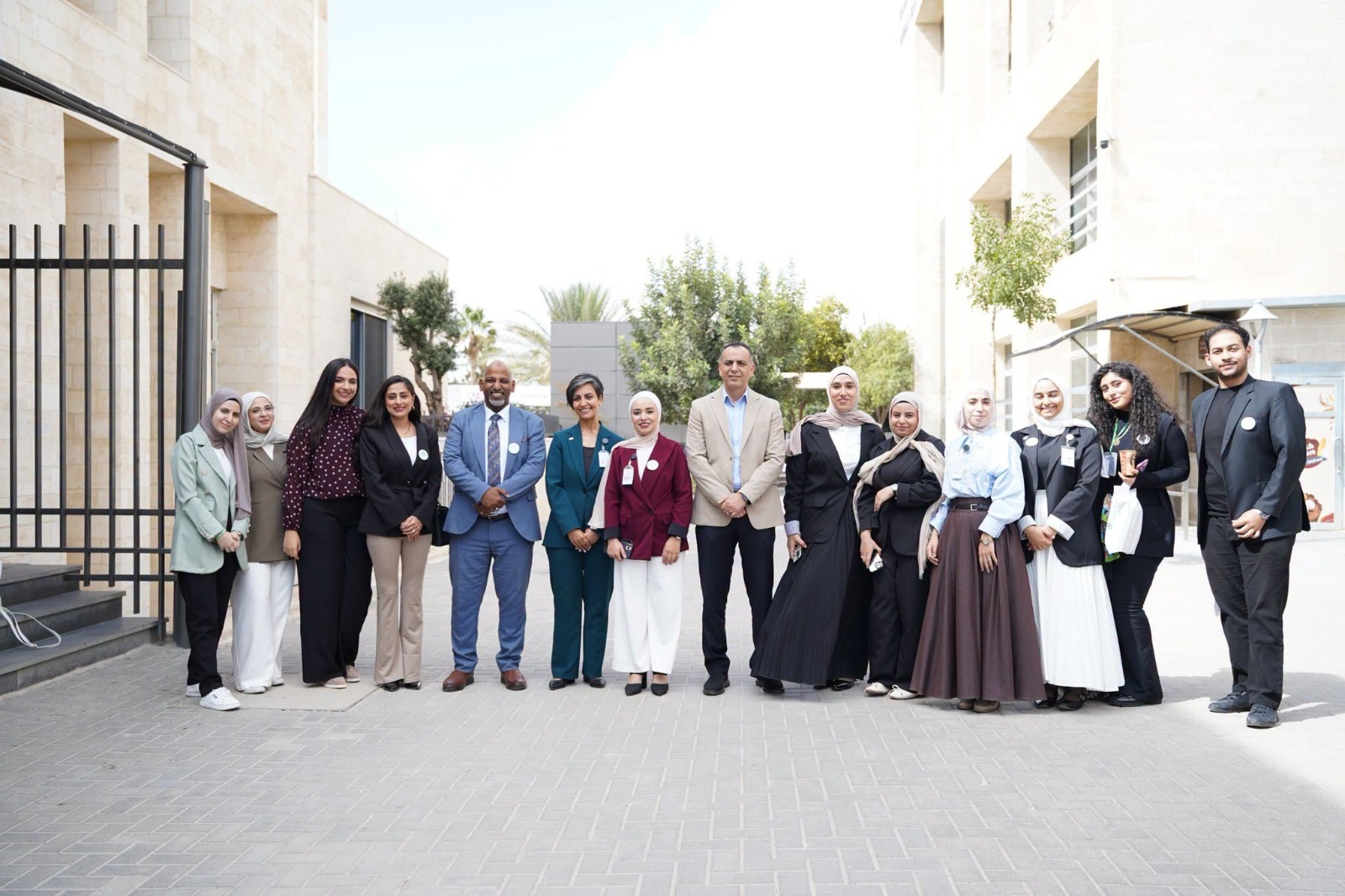 الشرق الأوسط توظّف التفاعل العلمي لمواجهة الضغوط والاحتراق الوظيفي