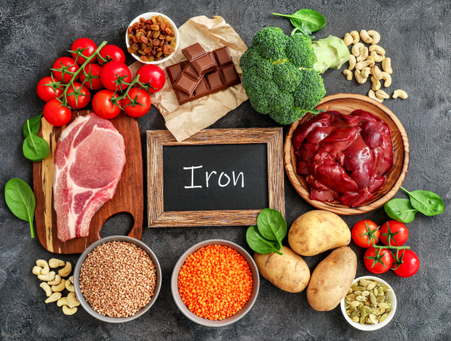 7 أطعمة غنية بالحديد بدلاً من المكملات الغذائية